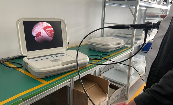 纖維鼻咽喉鏡下激光切除鼻咽,喉部血管瘤